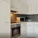 Apartamento Apartment Una *