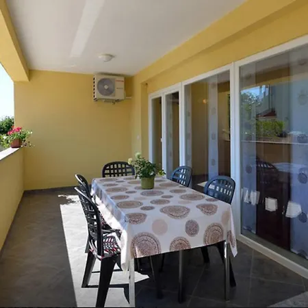 Apartment Una Пула