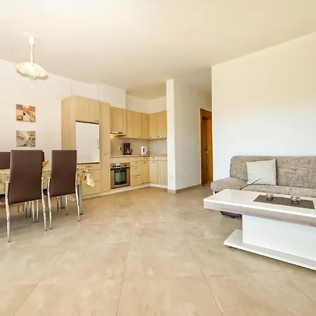 Apartment Una بولا