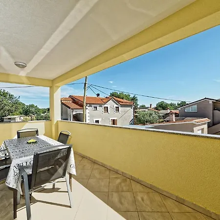 Апартаменты Apartment Una Пула